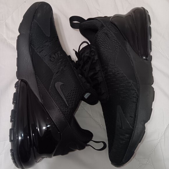 Nike Air Max 270 - Picture 2 of 6